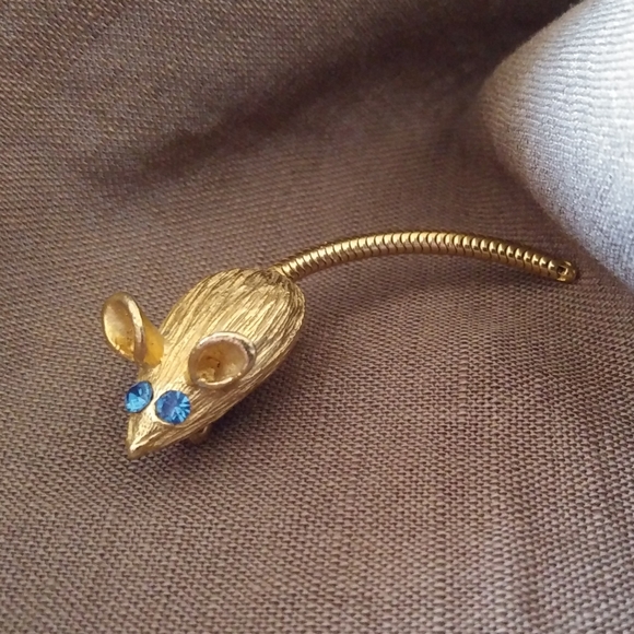 Vintage Jewelry - Vintage 50's/60's Mouse Brooch